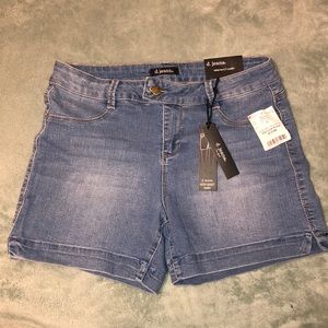 Ladies high waist short - modern fit - NWT
